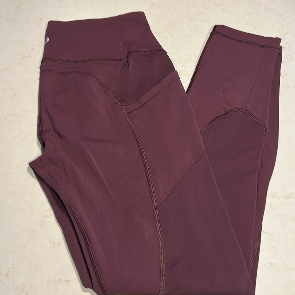 Lululemon High-Rise Leggings with Pockets 28’